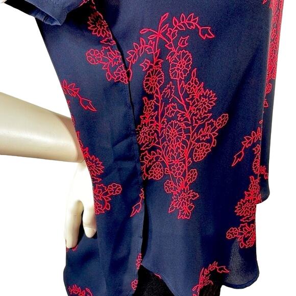 Loft Petites Black Red Floral Blouse Back Button Closure M/L see measurements - Picture 8 of 14